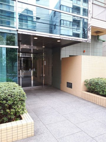ツインビュー御茶の水のエントランス