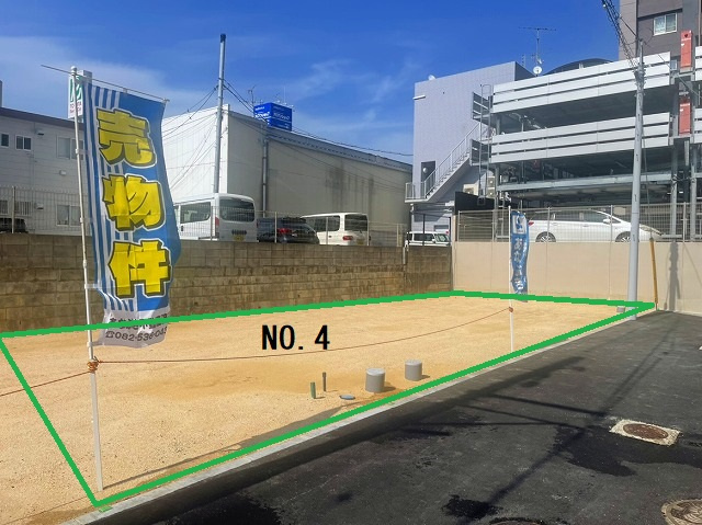 海田町南堀川町の外観|【区画4　価格3100万円】「海田大正町」バス停から徒歩1分。2号線から脇道に入った場所です。