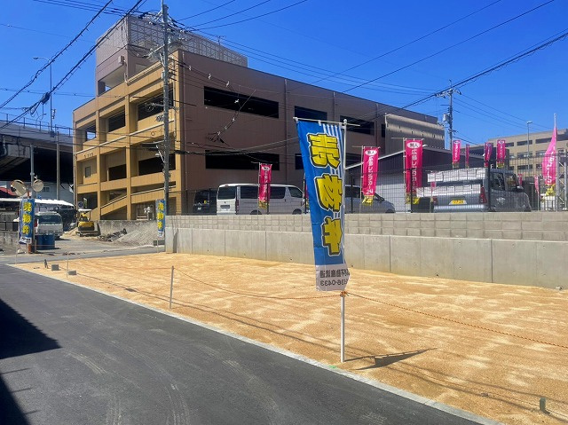 海田町南堀川町　土地の外観|（区画1の南側前面道路）陽当たり良好です！給水・排水・ガスは宅内に引き込み済です。
