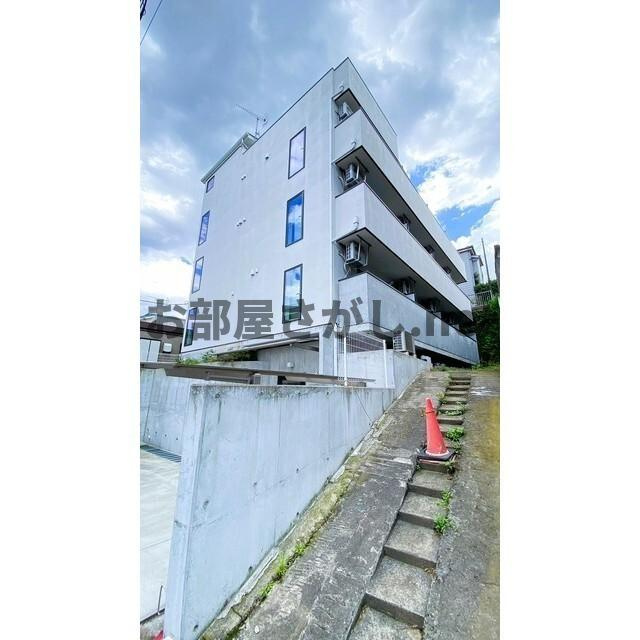 Ｐｉａｎｏ　Ｖｉｌｌａ　東寺尾【おとり物件なし】#学生・社会人にオススメ！初期費用分割払いOK！のエントランス|外観は落ち着いています