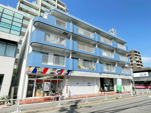 イーストヒル寺山の外観