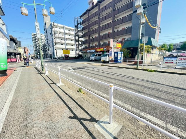 イーストヒル寺山の周辺