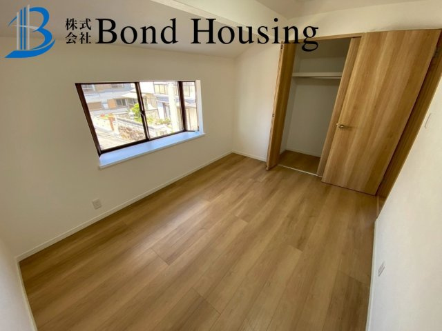 リフォ済み良質戸建て　大窪　築32年の洋室