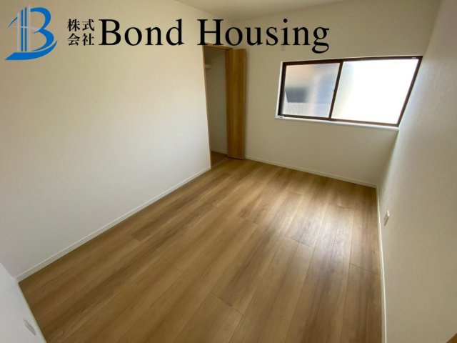 リフォ済み良質戸建て　大窪　築32年の洋室