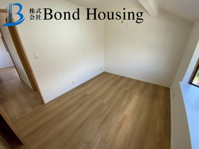 リフォ済み良質戸建て　大窪　築32年の洋室