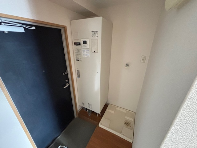 UTレジデンス六甲【弊社管理物件】の収納|ちょっとした収納スペースも充実しています