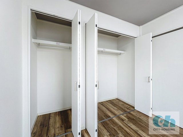 ハイピアコート 302号室の収納