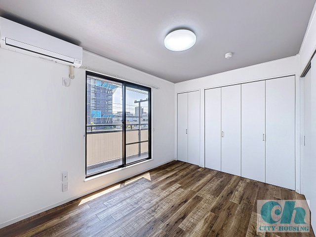 ハイピアコート 302号室の洋室