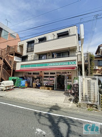 ハイピアコート 302号室の外観