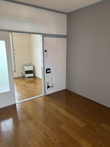 ロイヤルパレスコスモスの居間・リビング