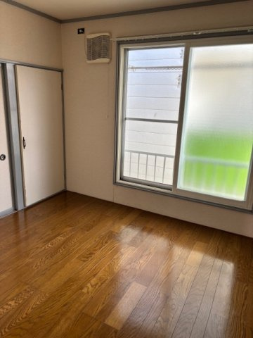 ロイヤルパレスコスモスの居間・リビング