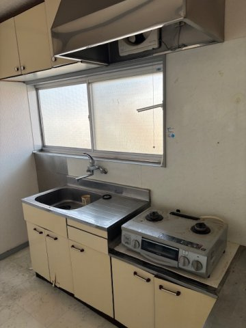 ロイヤルパレスコスモスのキッチン|都市ガス用のガスコンロをご用意ください！