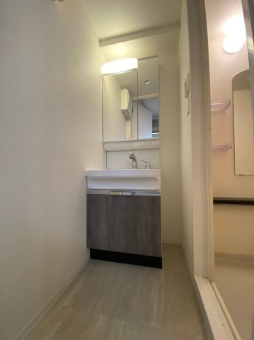 プレサンス新栄アーバンフロー　名古屋市賃貸　仲介手数料無料の洗面所