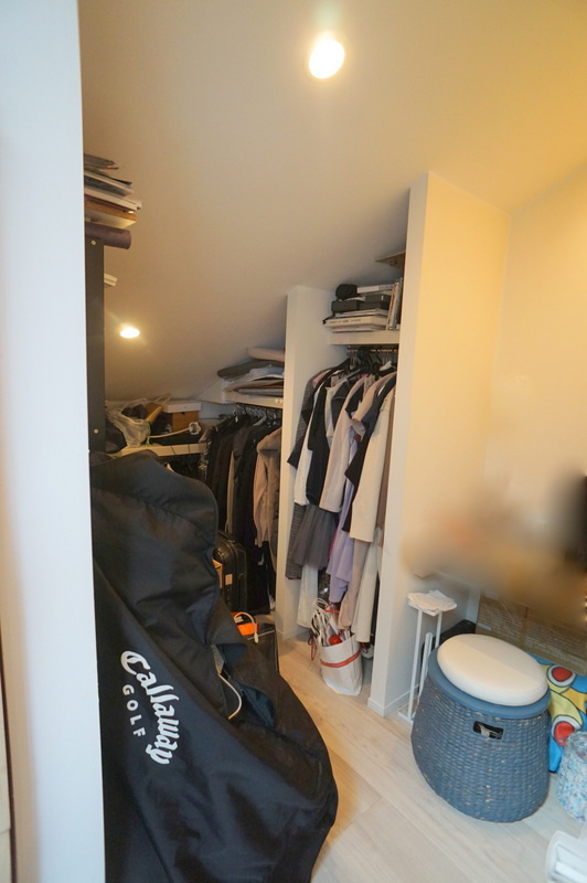 恵比寿３　戸建の収納|2階ウォークインクローゼット