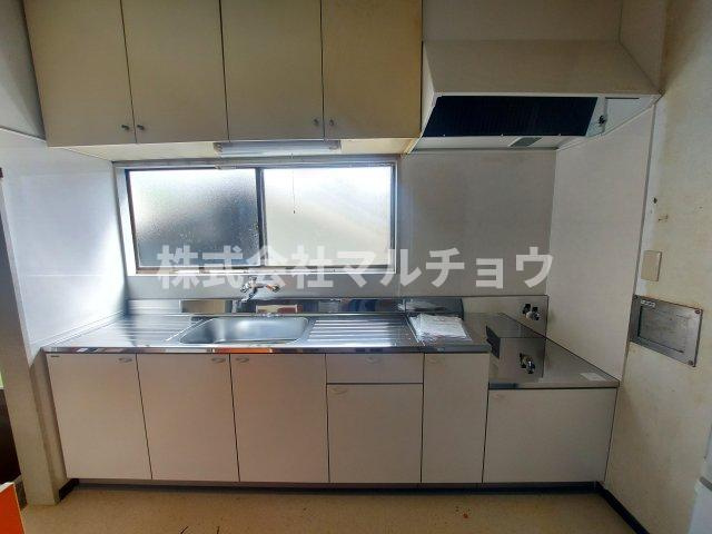 古尾戸建てのキッチン|使いやすいキッチンです