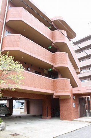 セゾン升本の外観|落ち着いた雰囲気の外観です