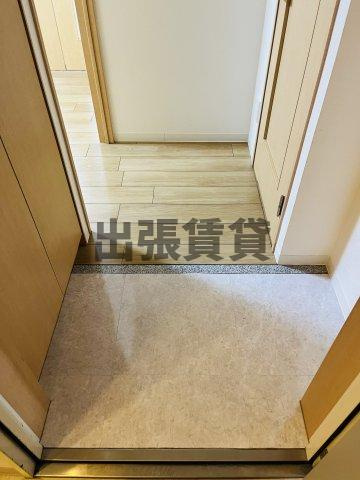 仲介手数料０円！アーバン伏見の玄関