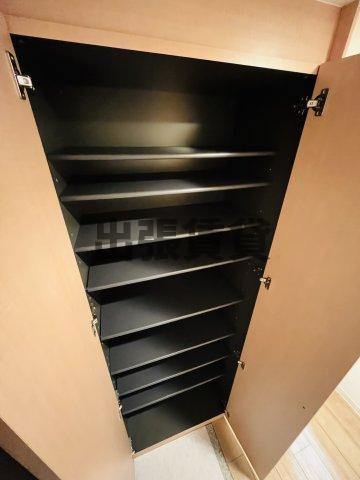 仲介手数料０円！アーバン伏見の収納