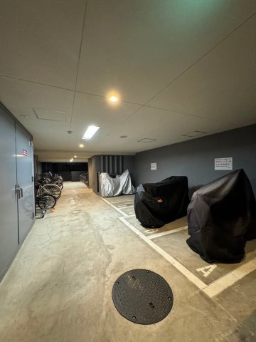 アステリ鶴舞テーセラ　名古屋市賃貸　仲介手数料無料の駐車場