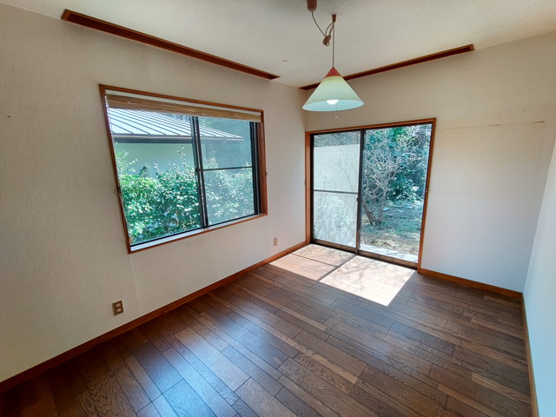 【洋室】 | 大室高原別荘地　戸建