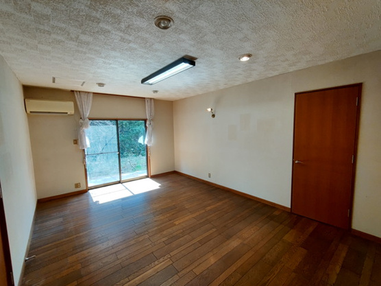 【洋室】 | 大室高原別荘地　戸建