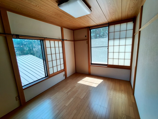 【洋室】 | 大室高原別荘地　戸建