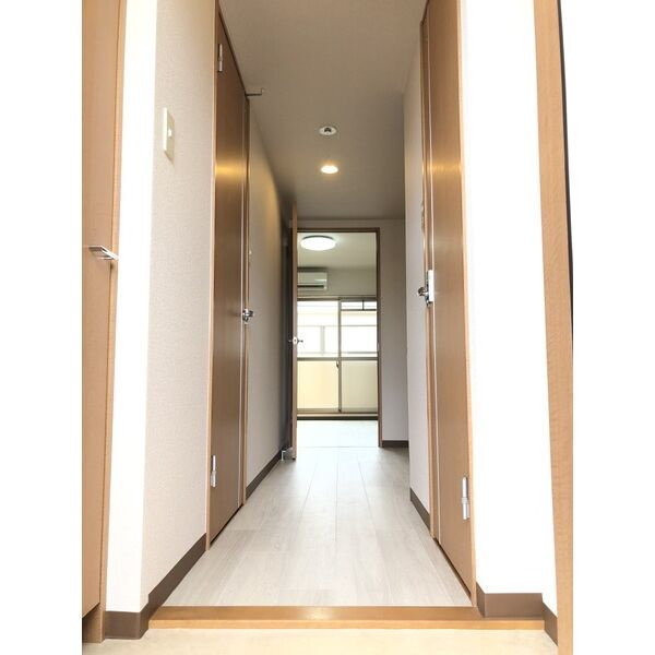 エステート愛和　名古屋市賃貸　仲介手数料無料の玄関