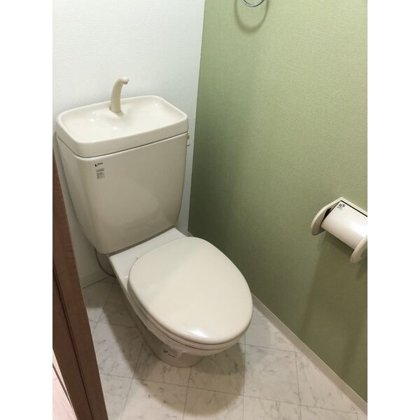 エステート愛和　名古屋市賃貸　仲介手数料無料のトイレ