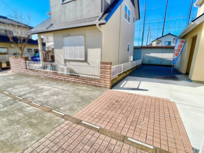 【駐車場】 | 玉村町五料　中古住宅