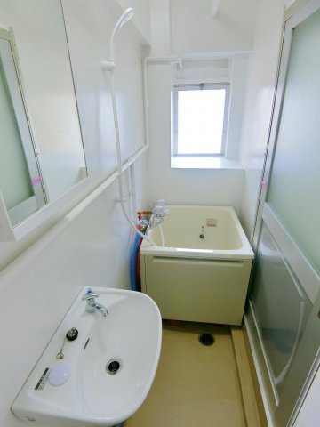 ビレッジハウス安倍4号棟の浴室|イメージ写真