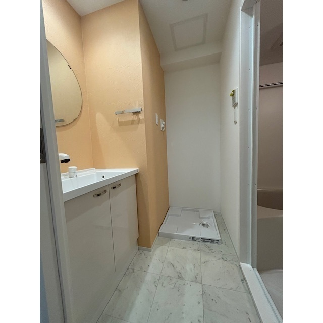 ブロード東灘深江駅前レジデンスの洗面所|脱衣スペースもあります