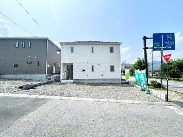 坂城町中之条第１の前面道路含む現地写真