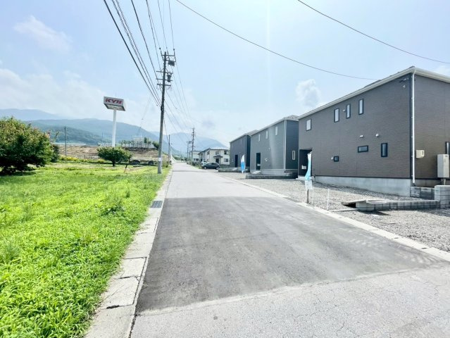 坂城町中之条第１の前面道路含む現地写真