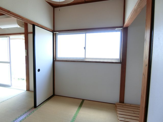 ひまわり荘の和室