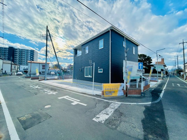 前橋市住吉町の前面道路含む現地写真|前面道路6ｍで出入りも楽々♪
お近くに商業施設あり♪