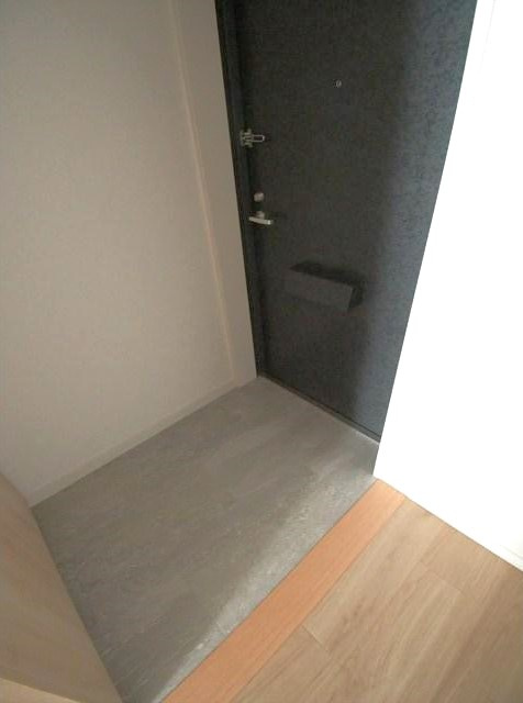 オーパスホームズ白山の玄関|※写真は同タイプの別室になります