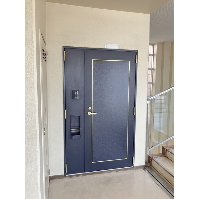 ヴィラウッドランドⅡの玄関