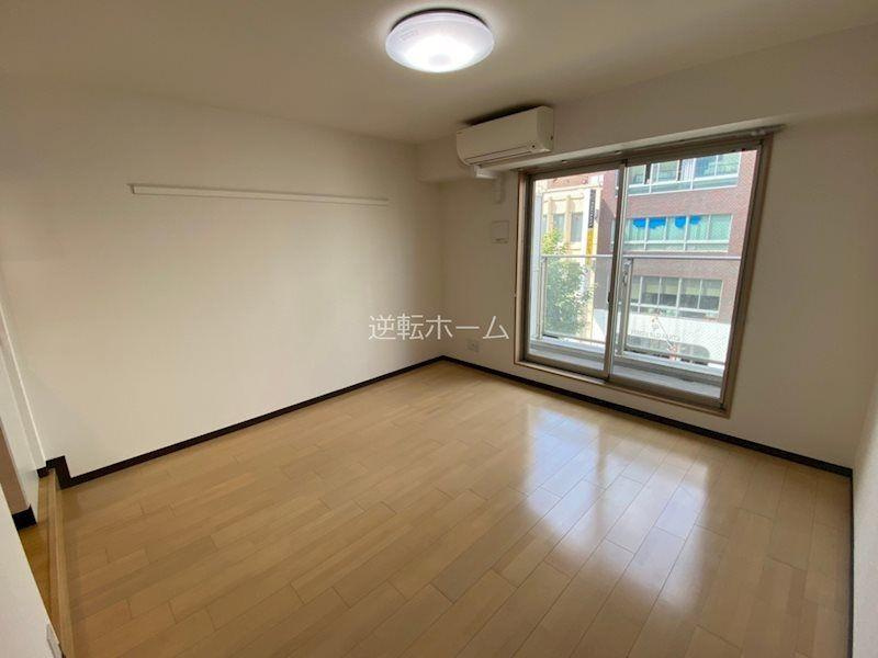 サン・錦本町ビルの居間・リビング