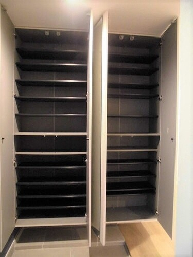 ジオ緑地公園６番館の収納|シューズボックス