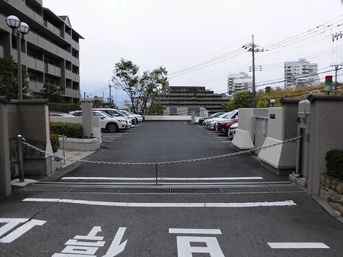 ジオ緑地公園６番館のその他|駐車場ゲート