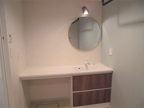 ジオ緑地公園６番館の洗面所|洗面化粧台