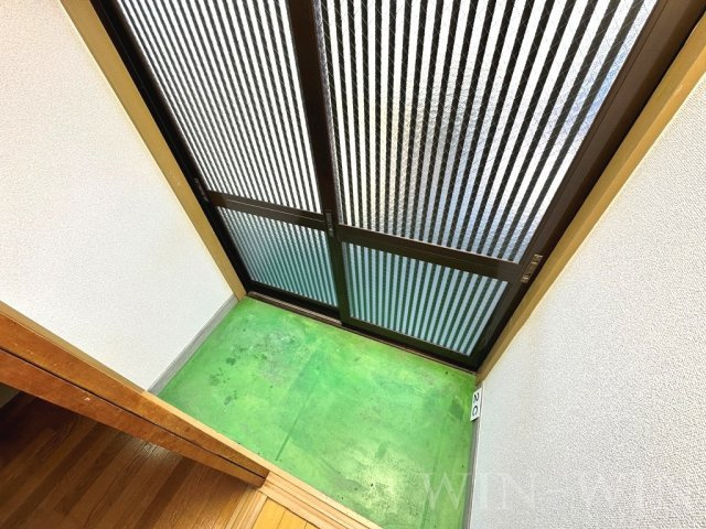 すみれ荘の玄関|イメージ（同建物内別部屋の写真です）