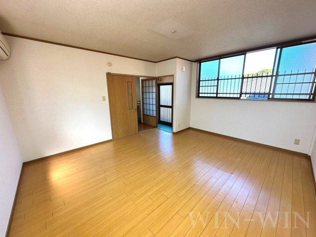 すみれ荘の居間・リビング|イメージ（同建物内別部屋の写真です）