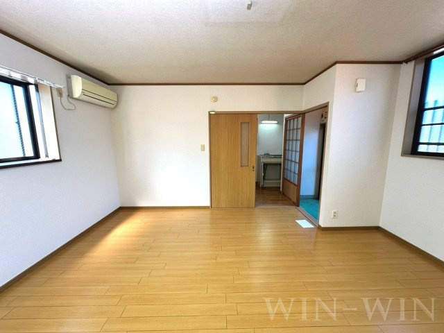 すみれ荘の居間・リビング|イメージ（同建物内別部屋の写真です）