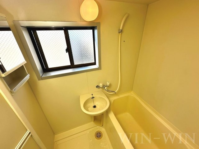 すみれ荘の浴室|イメージ（同建物内別部屋の写真です）