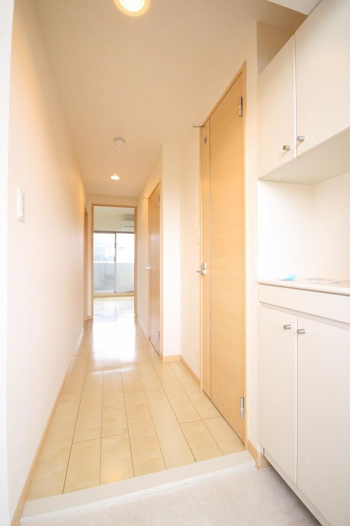 プリムーラ・Sの玄関|※お部屋により仕様が異なる場合があります※