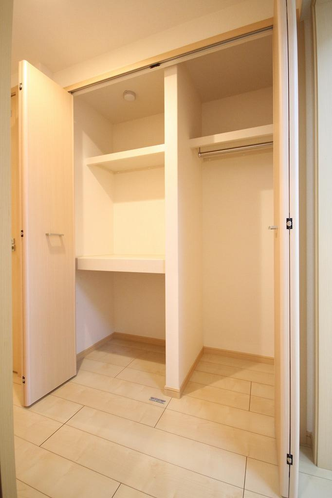 ラ・ロゼベールⅡの収納|※お部屋により仕様が異なる場合があります。