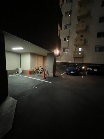 ノーブルコート　名古屋市賃貸　仲介手数料無料の駐車場