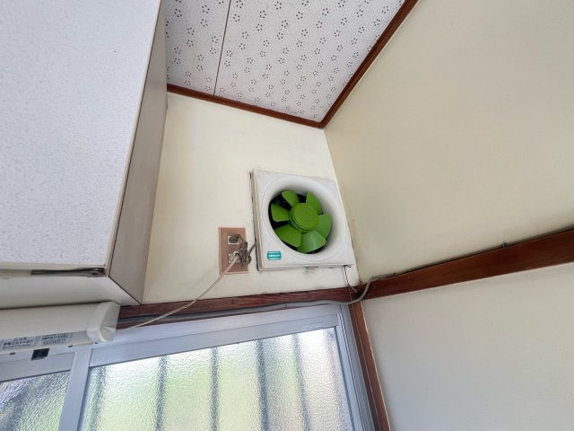 コーポMAKIのキッチン|コンパクトなキッチンで掃除もラクラク