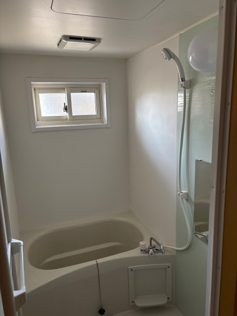 ユウパレスの浴室